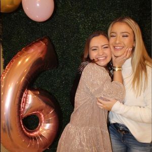 Meet your Posher, Anna claire